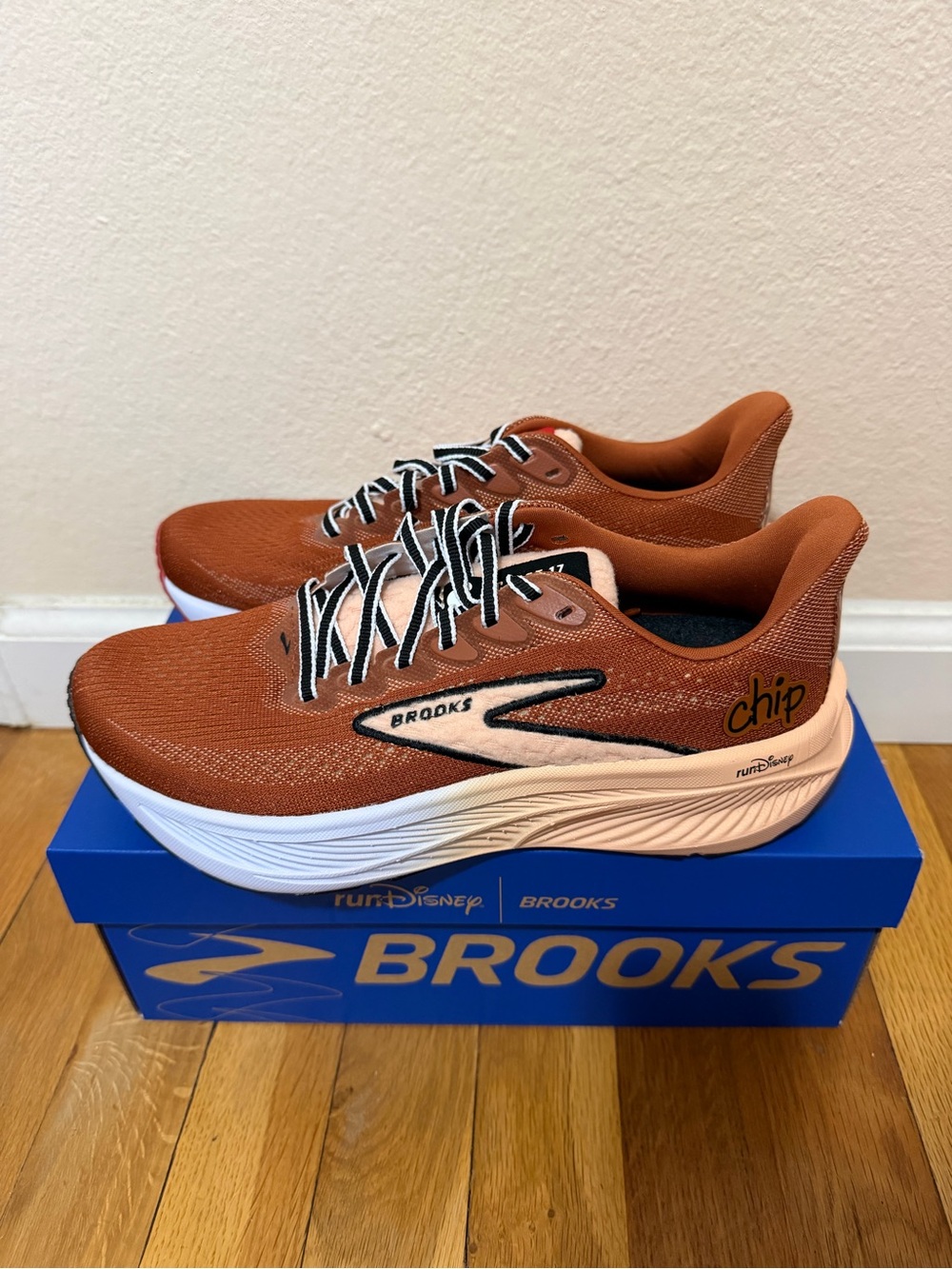 Brooks Running Shoes in Rust - Comfortable Lightweight Support